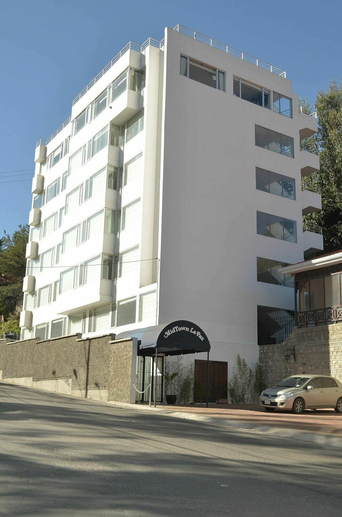 Midtown La Paz Hotel Exterior photo